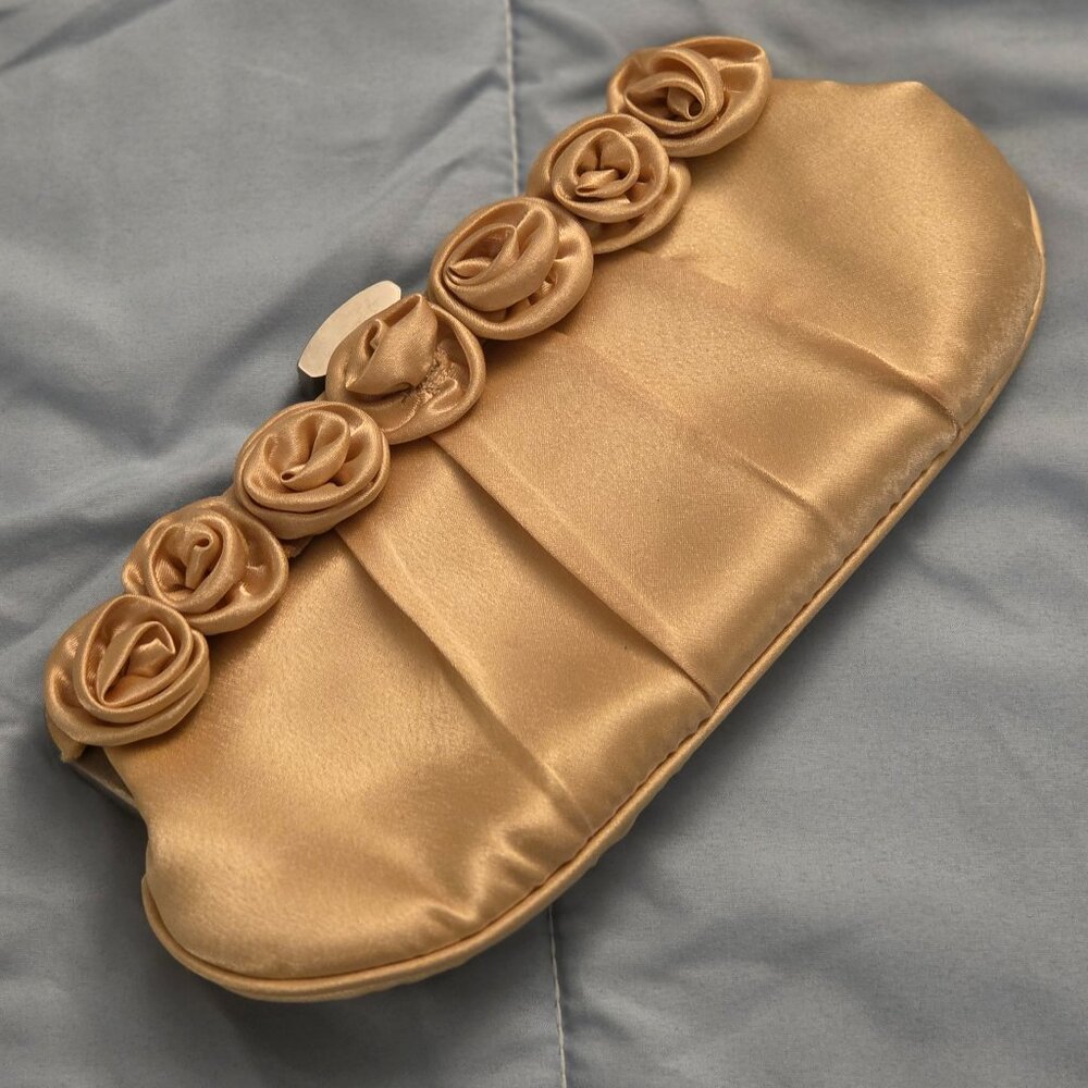 Gold Flower-design Evening Purse